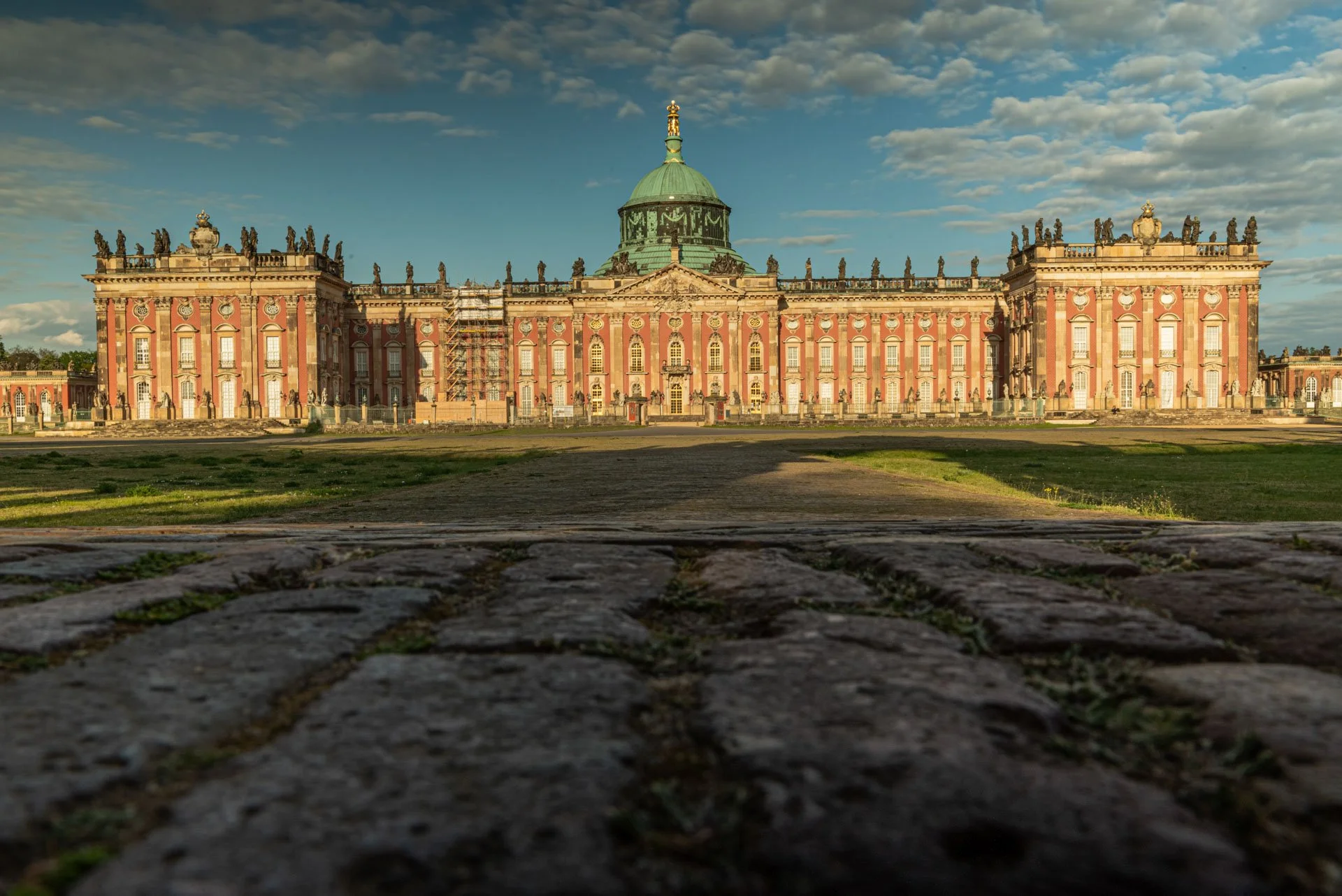  Primera academia de fotografia de habla hispana en la Florida 