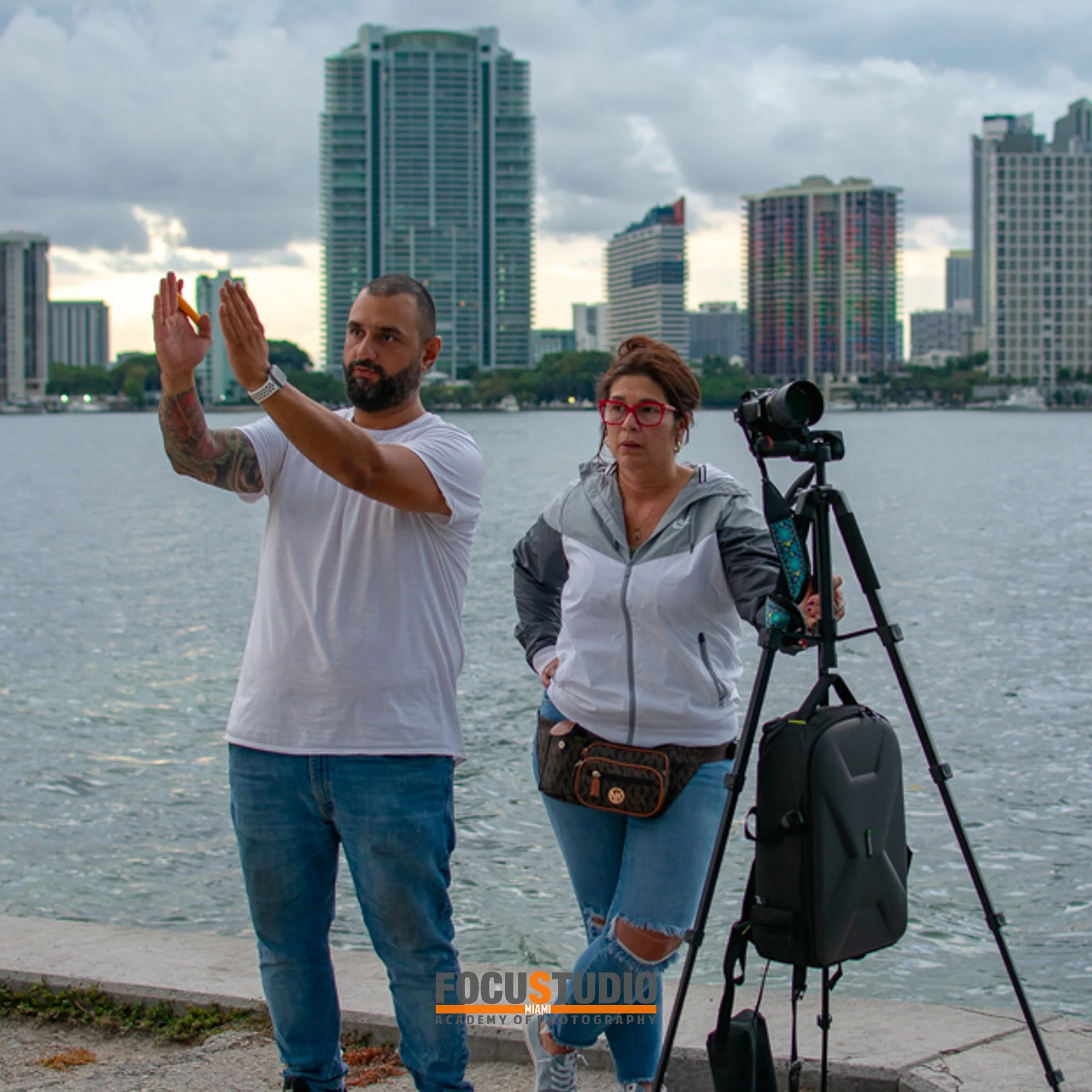 Primera academia de fotografia de habla hispana en la Florida
