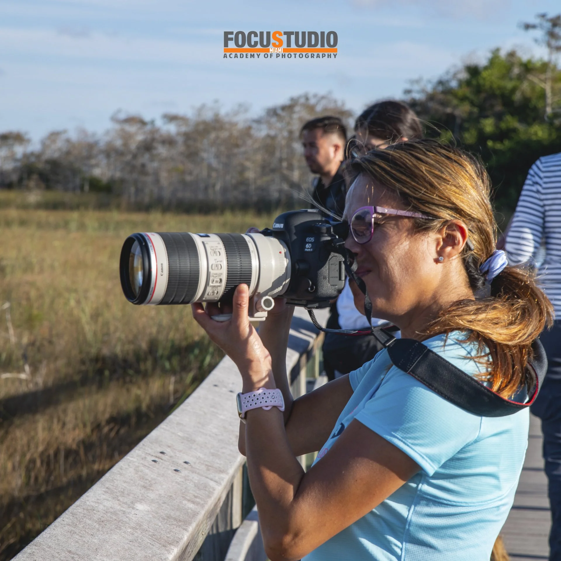  Primera academia de fotografia de habla hispana en la Florida 