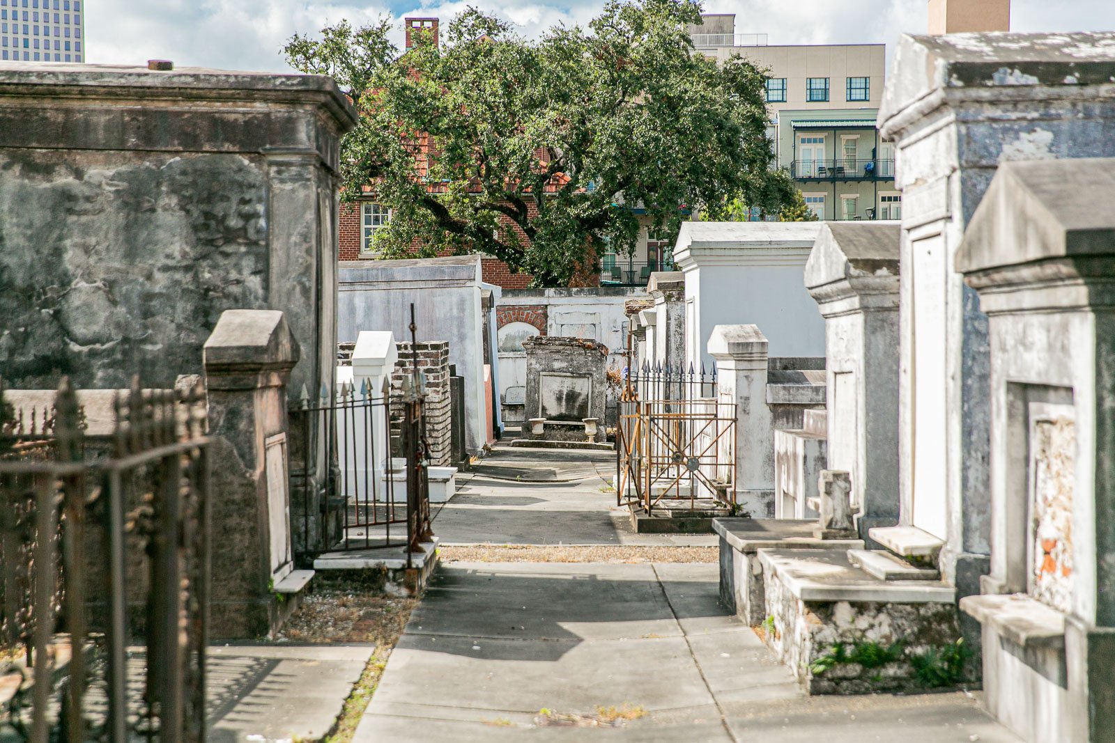 HMNO-St.-Louis-Cemetery-Web-0230.jpeg