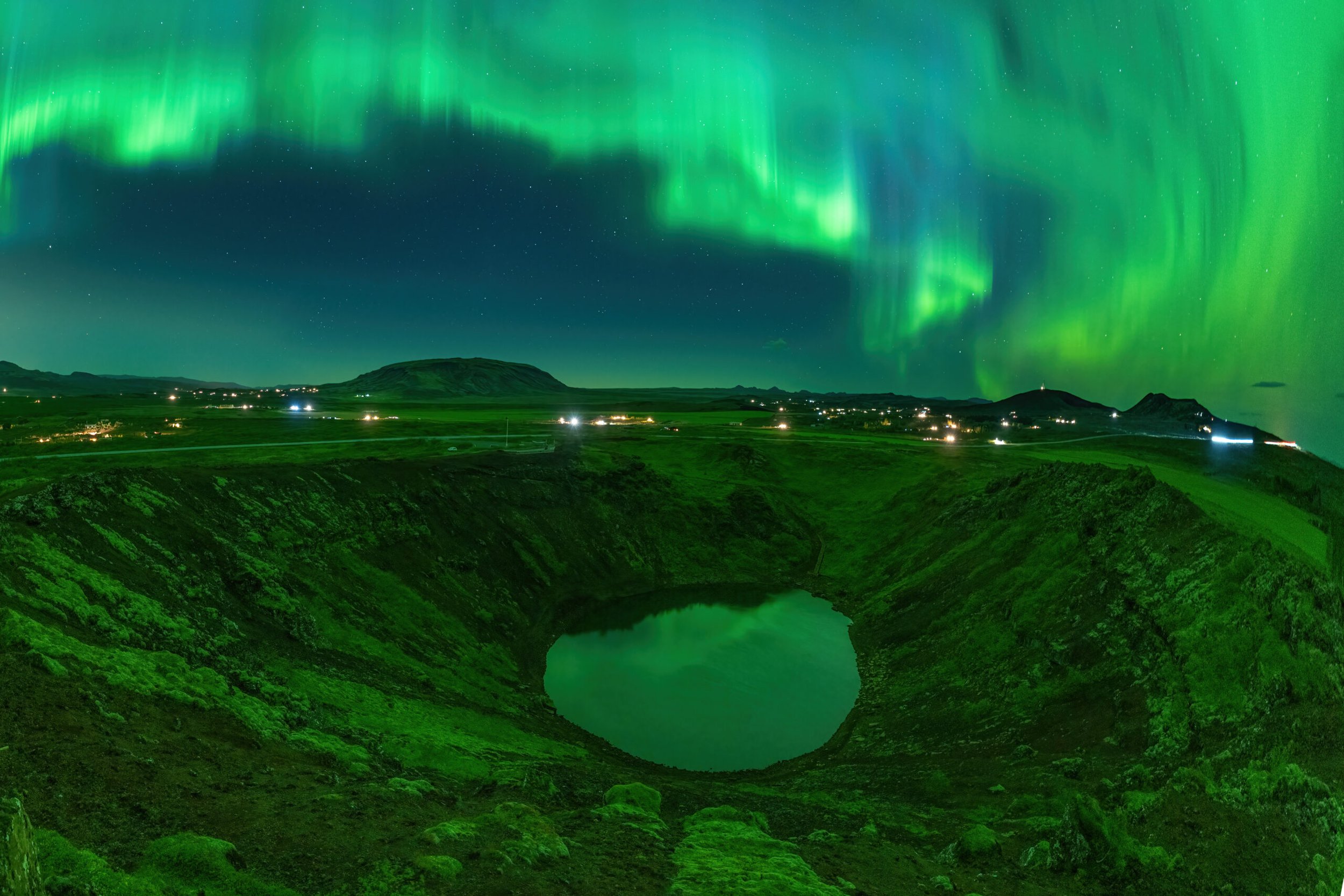 Aurora Boreal en Kerid — Islandia