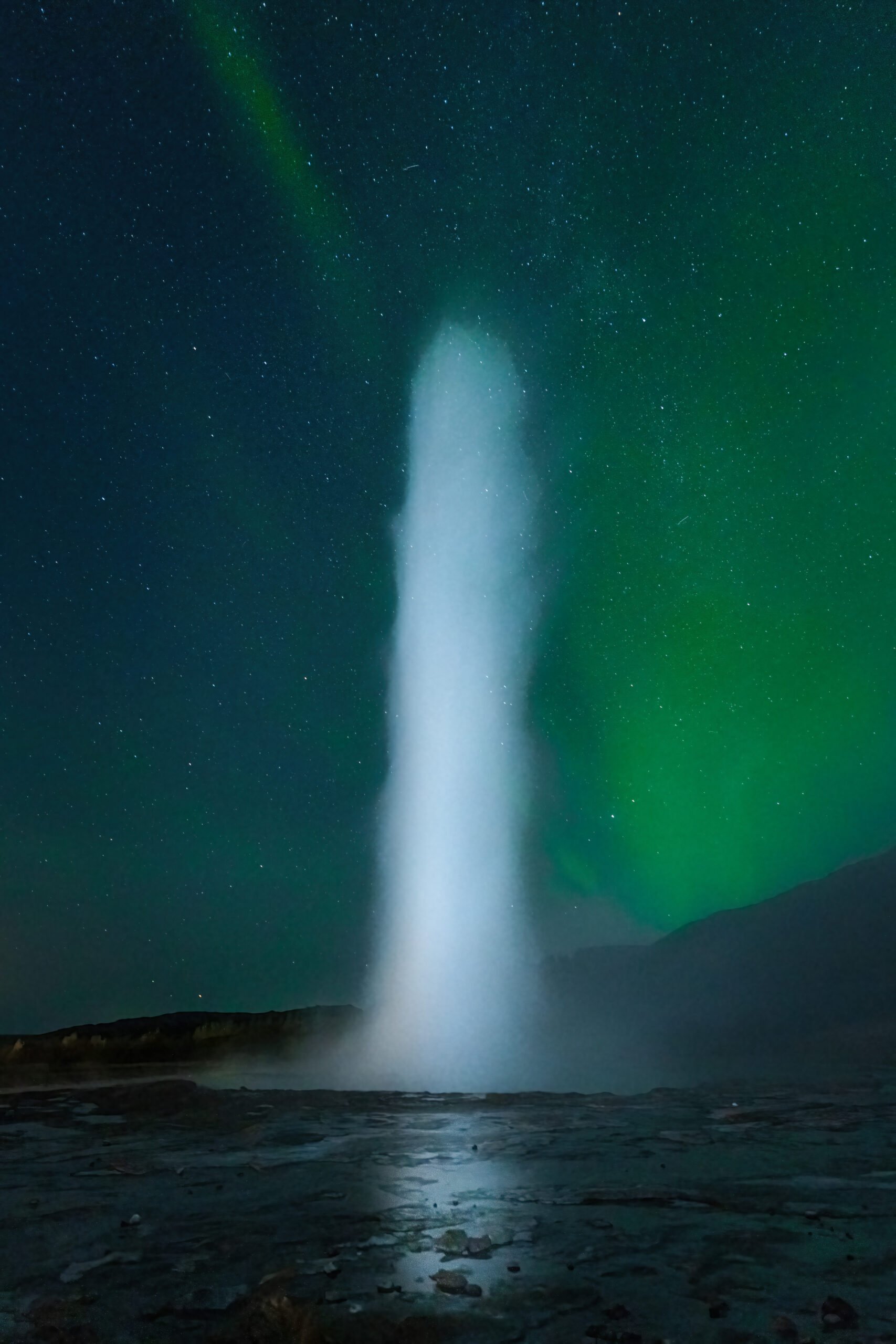 Géysir con Aurora Boreal — Islandia