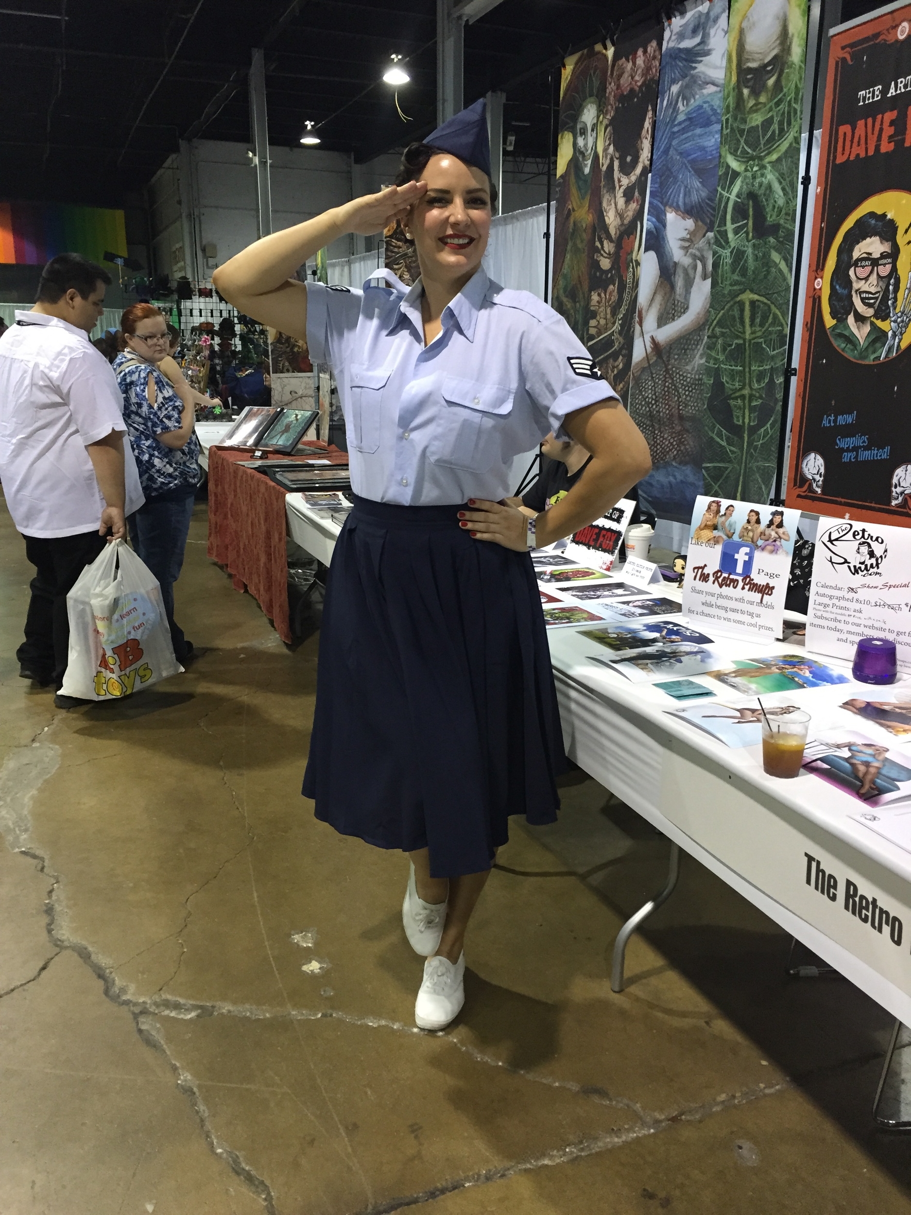 Sunday Outfit: Skirt - Collectif, shirt and hat - Air Force, shoes - Keds