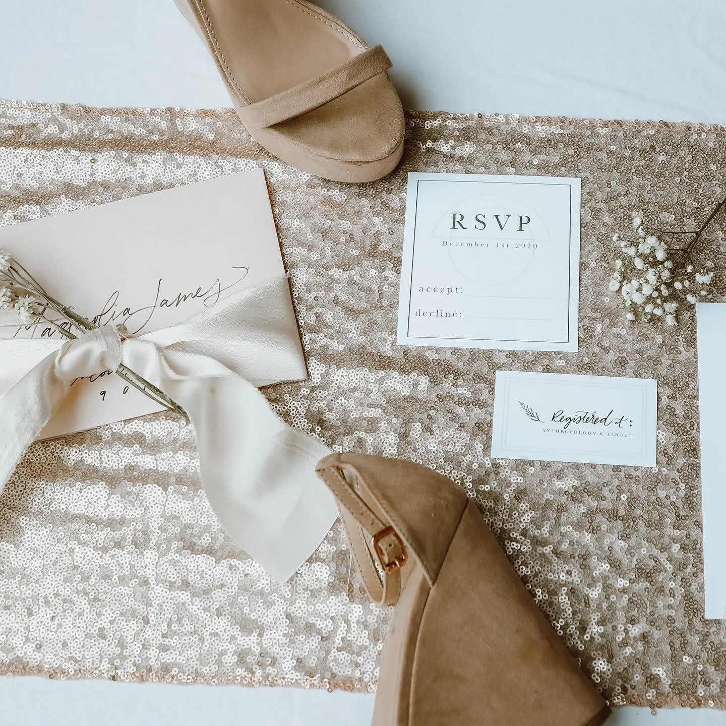 Taking the time to set things carefully just to get a beautiful detail shot. Details matter✨ 

#weddingphotography #weddingdress #weddingdecor #bridetobe #sacramento #folsom #bohobride #bohowedding #californiaweddings #detailsmatter #photography #sac