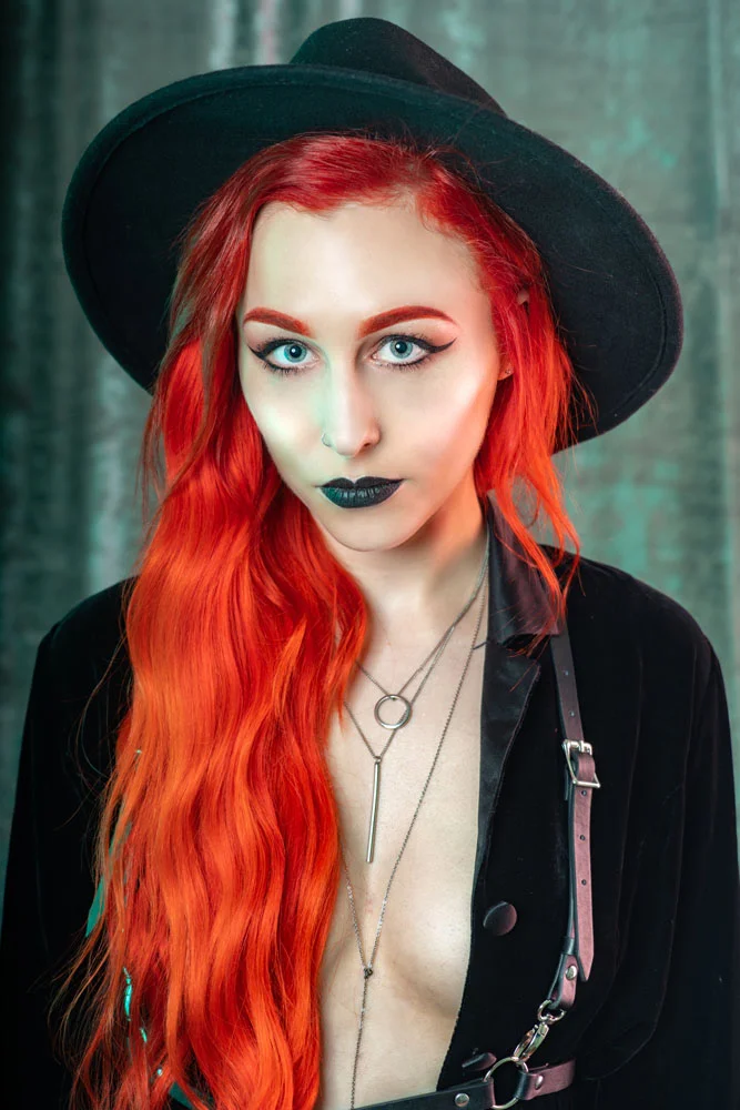 Helena-6-airbrush.jpg