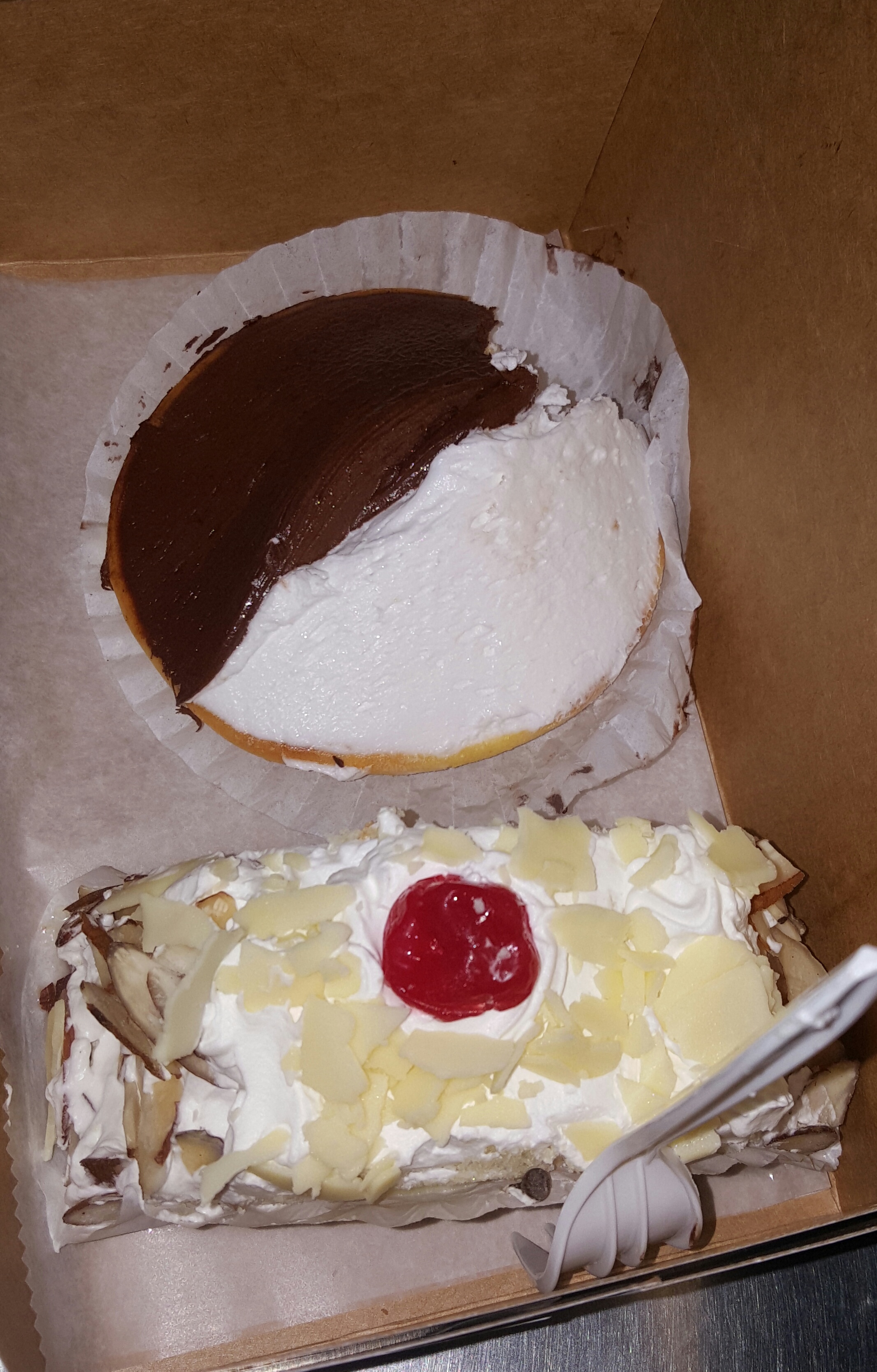 Scrumptious desserts from Modern Pastry 