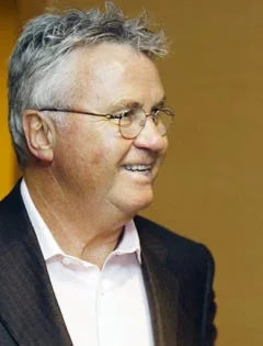 Guus Hiddink Fulfills Pledge to Help the Disabled