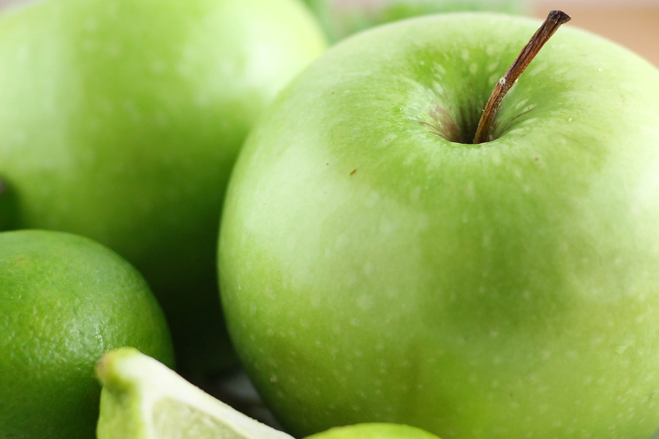 Avocado and Apple Smoothie