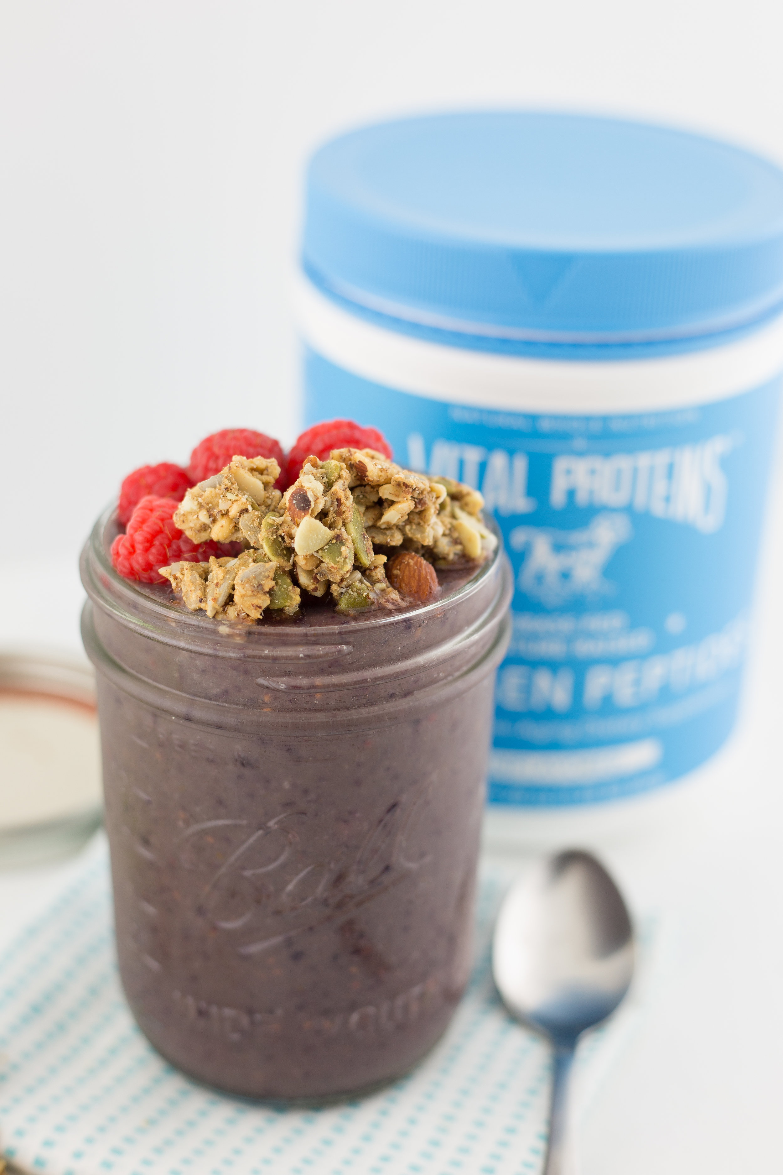 pumpkin berry power smoothie, berry smoothie, pumpkin berry, pumpkin smoothie, almond milk, avocado smoothie, 