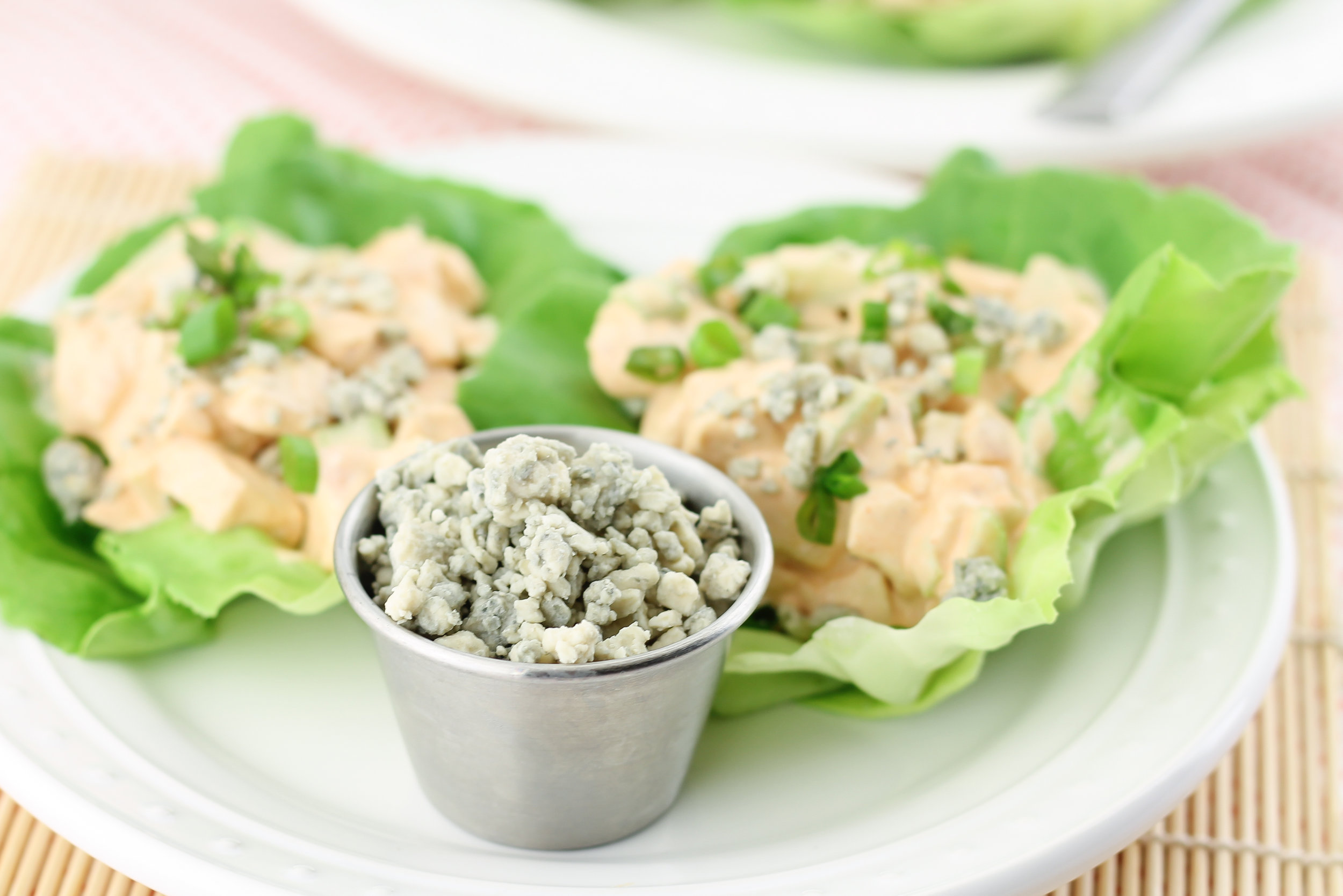 buffalo chicken salad wraps, buffalo, chicken salad, paleo, grain free, gluten free, whole30, 21dsd, real food, easy lunch, healthy recipes, paleo recipes, summertime