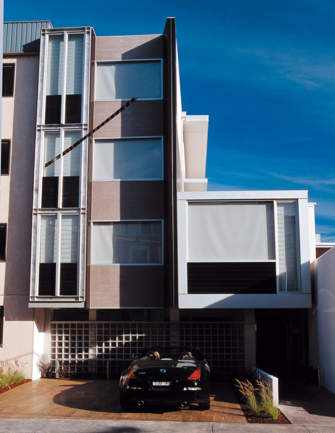 Cosmopolitan-hotel-2.jpg