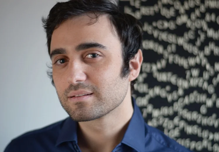 ANDREW HEADSHOT 9.jpg