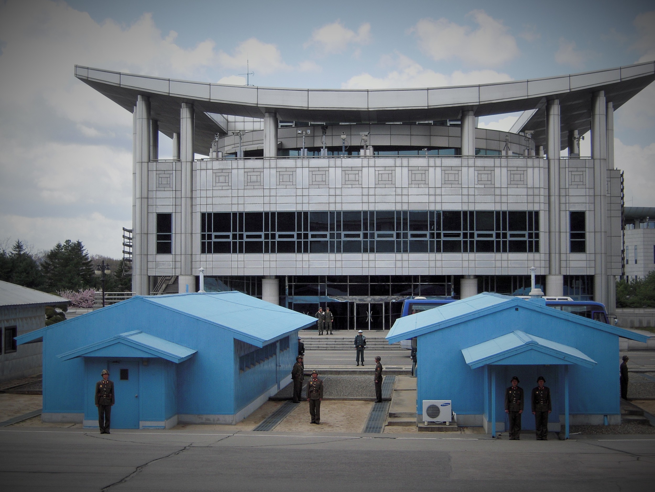 DMZ border
