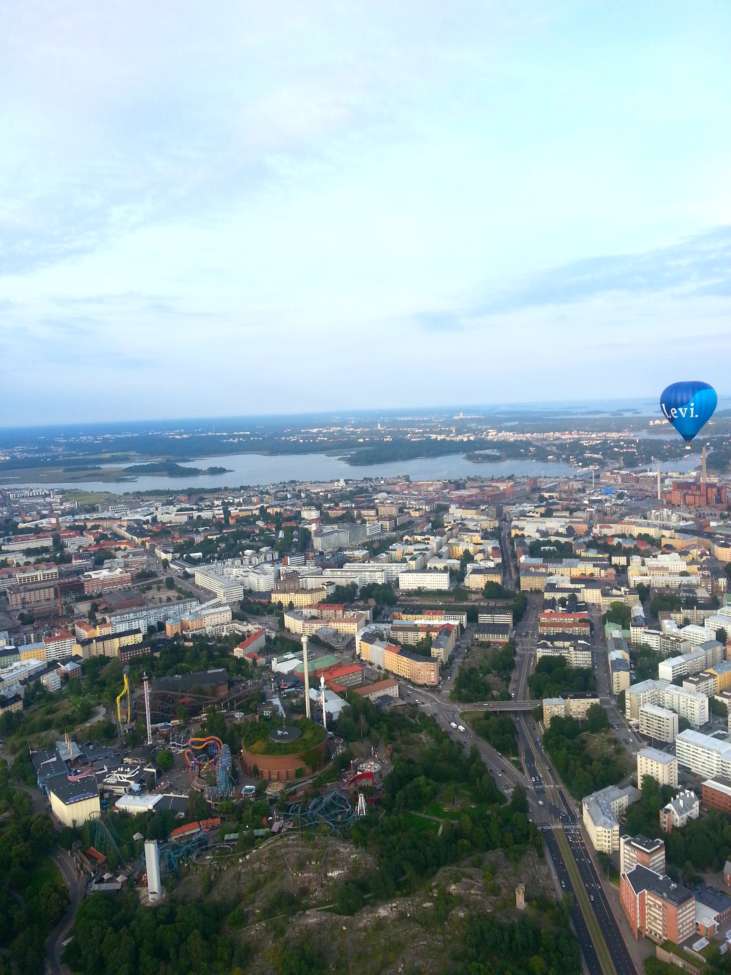 Kuumailmapallolento Helsingin yllä