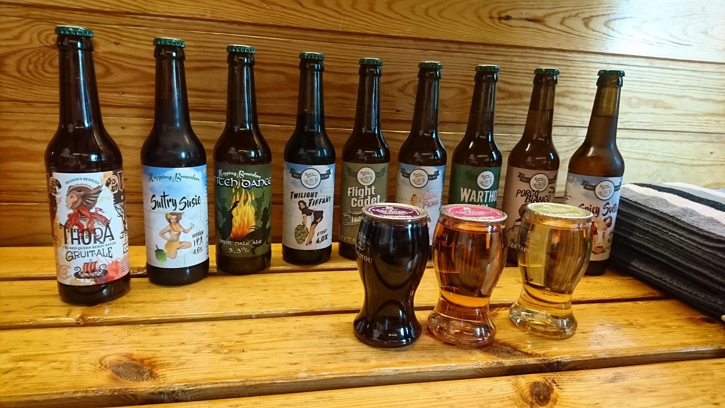 Saunaoluet ja -viinit tarjosi Juoma-Agentit ja akaalainen pienpanimo Hopping Brewsters, jonka oluet ovat erinomaisia