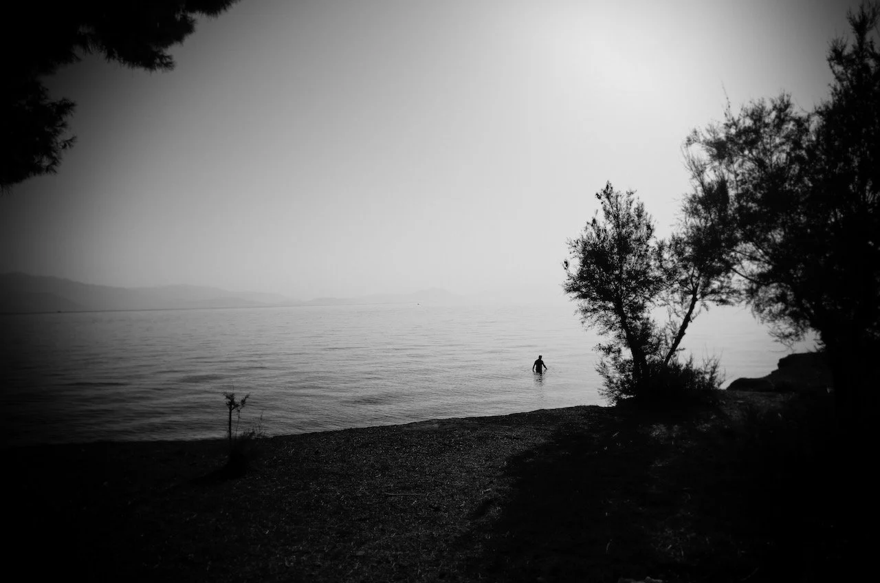 Venus retrograde in a minimal autumn