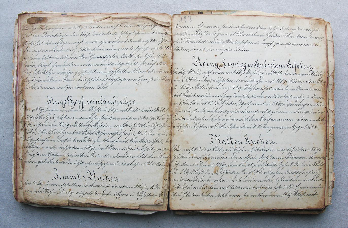 Kugelhopf, reinländischer - Zimmt Kuchen - Kringel von gewöhnlichem Hefeteig © Auteurs inconnus, droits réservés