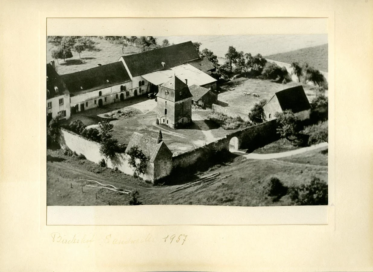 Vue aérienne du Birelerhof / Luftaufnahme vom Birelerhof, 1957 © photographe inconnu, droits réservés