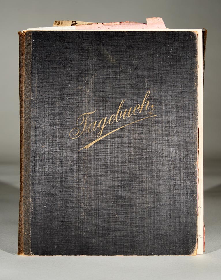 Journal intime. Chronique des familles / Tagebuch. Chronik der Familien Schmitz, du Moulin et / und de Hall-von Montebroich © Divers auteurs, droits réservés