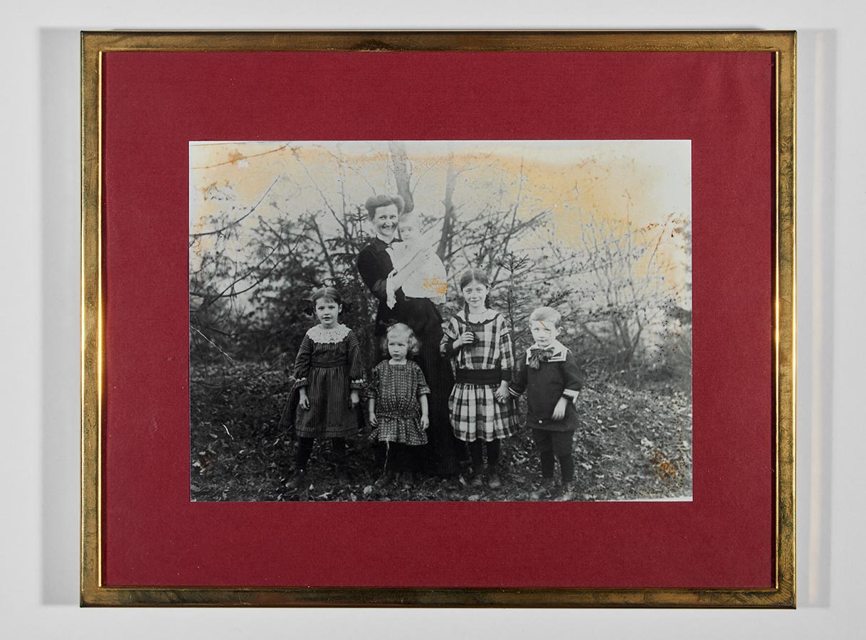 Hedwig Schmitz-Fürstenberg et ses 5 enfants / und ihre 5 Kinder, ca. 1916 © photographe inconnu, droits réservés