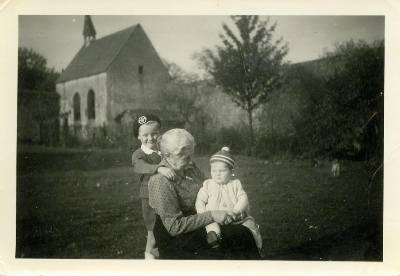 Hedwig Schmitz-Fürstenberg, Louis et / und Ally Doerfel, Birelerhof, Sandweiler ca. 1950 © photographe inconnu, droits réservés