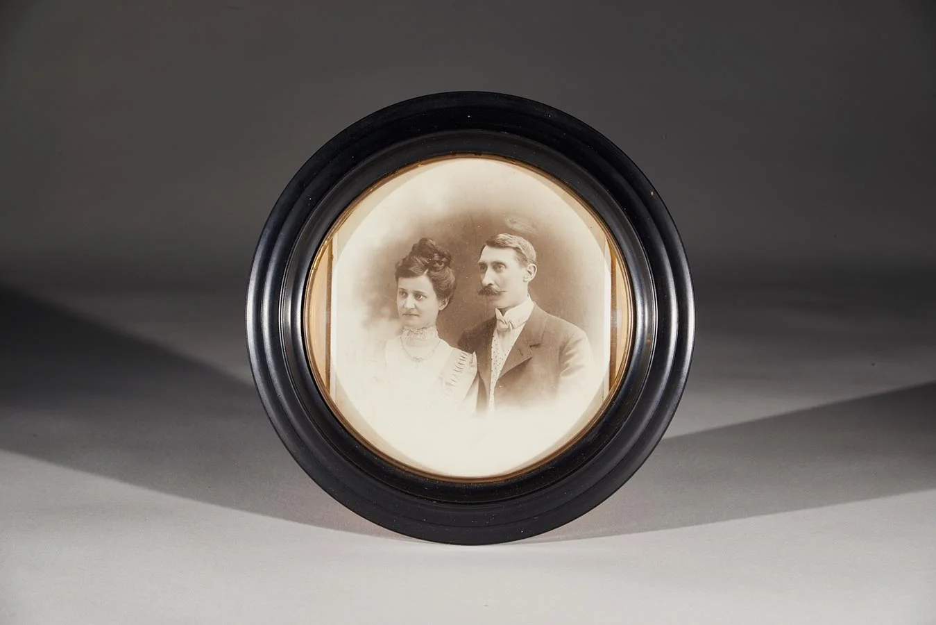 Couple / Ehepaar Hedwig Fürstenberg et / und Alderich Schmitz © Charles Bernhoeft, 1908