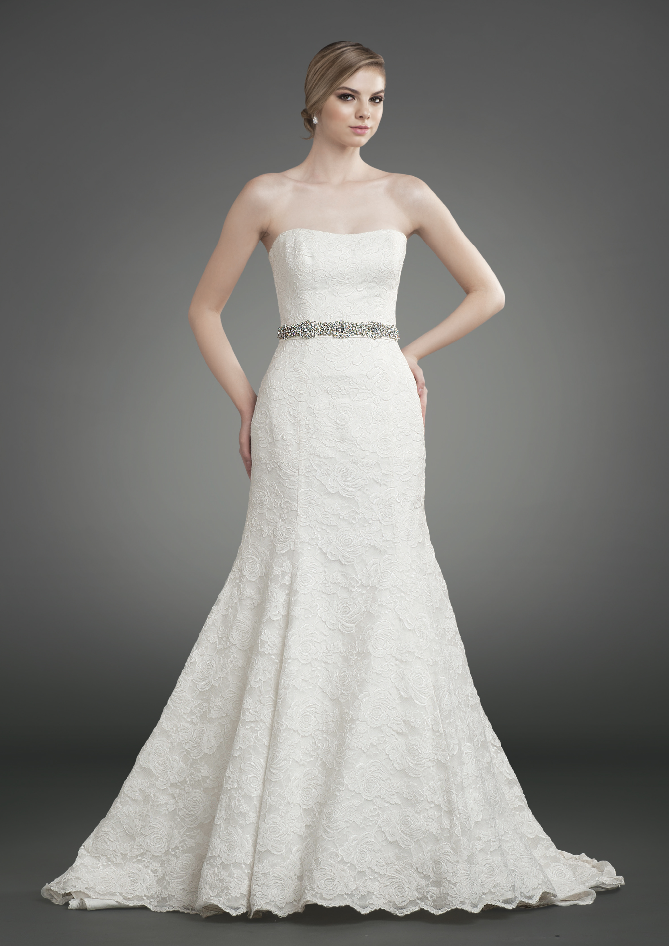 Dillon - Size 12 Was £1320 Now £600