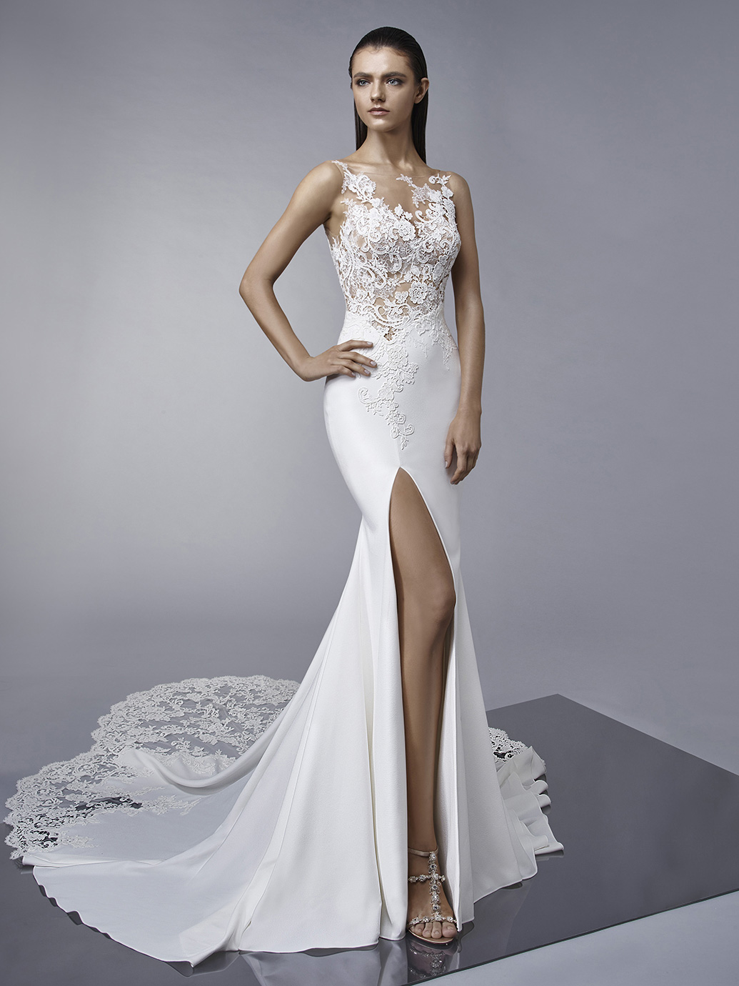 Enzoani_2018_Pro_Margo_Fro_Web.jpg