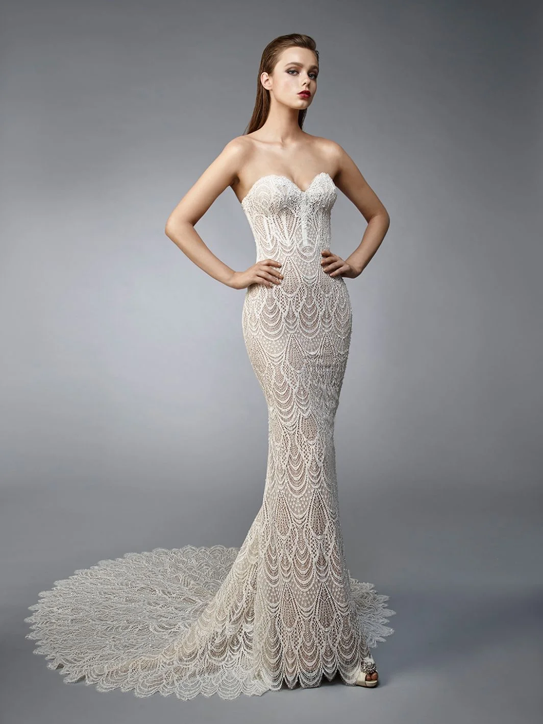 Enzoani_2019_Pro_Neville_Fro_Web_1064_1418_80_int_s_c1.jpg