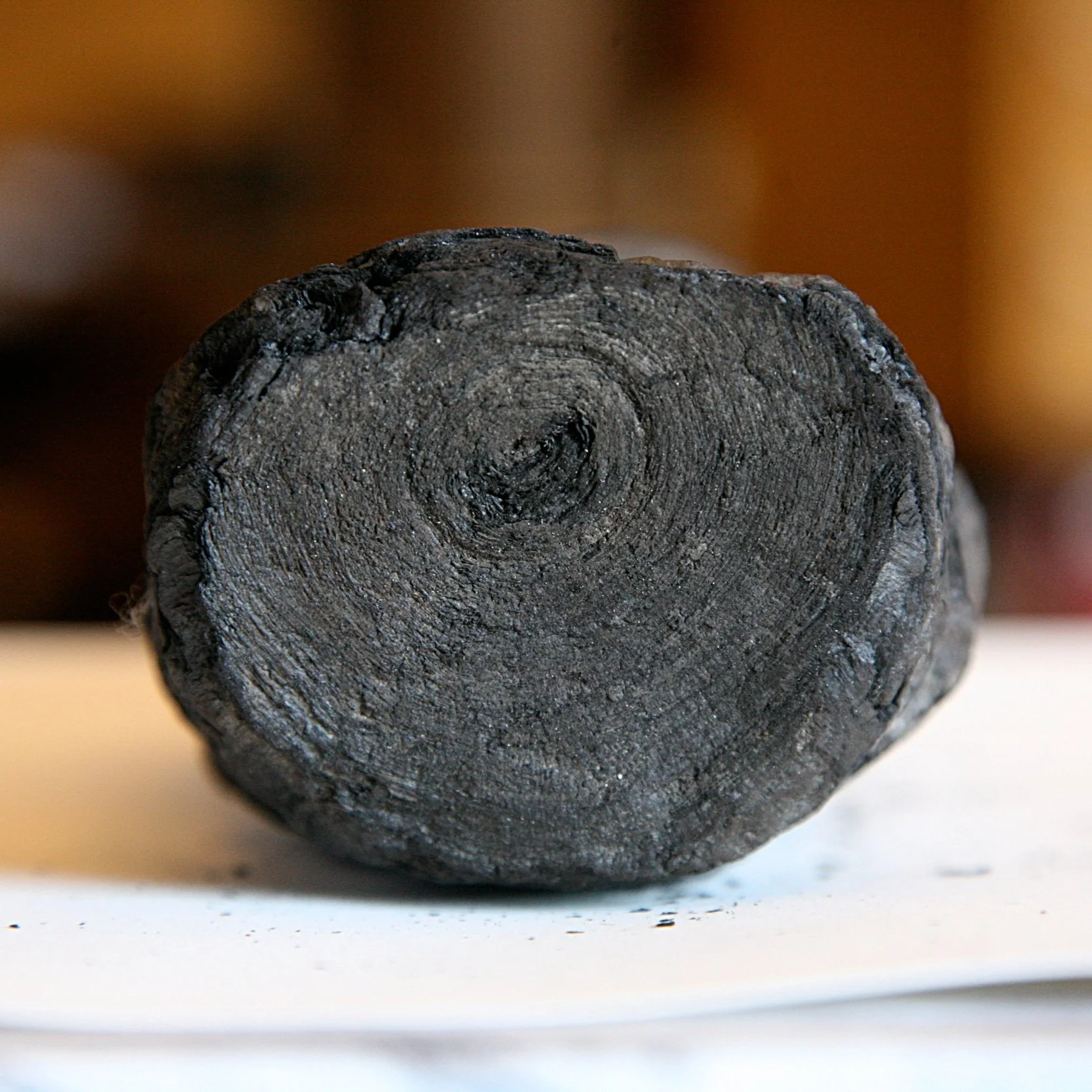 The papyrus and the volcano