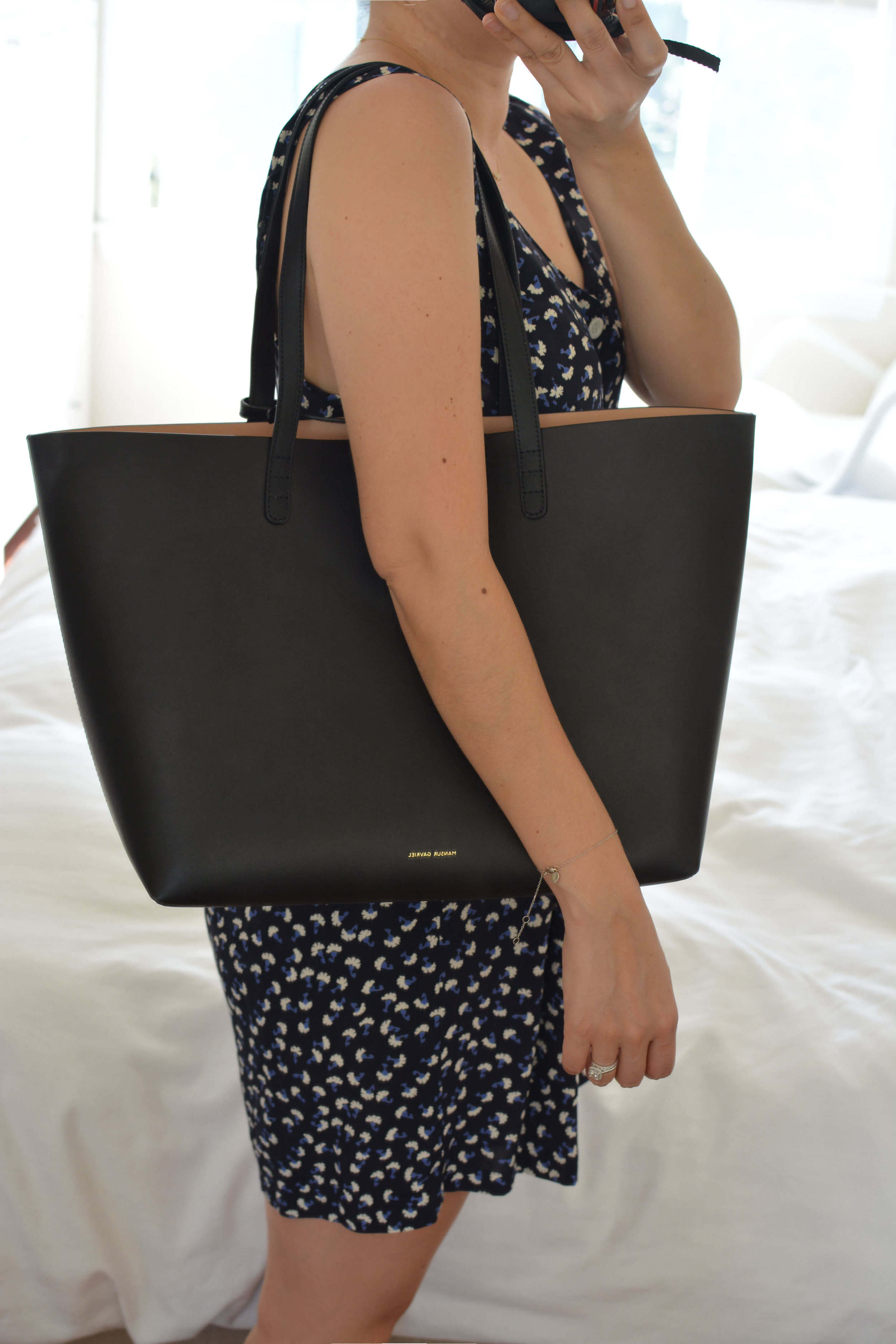 Review: Mansur Gavriel Large Tote (Pros, Cons, Wear & Tear and