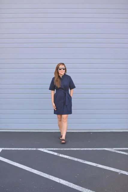 everlane cotton collarless belted shirt dress