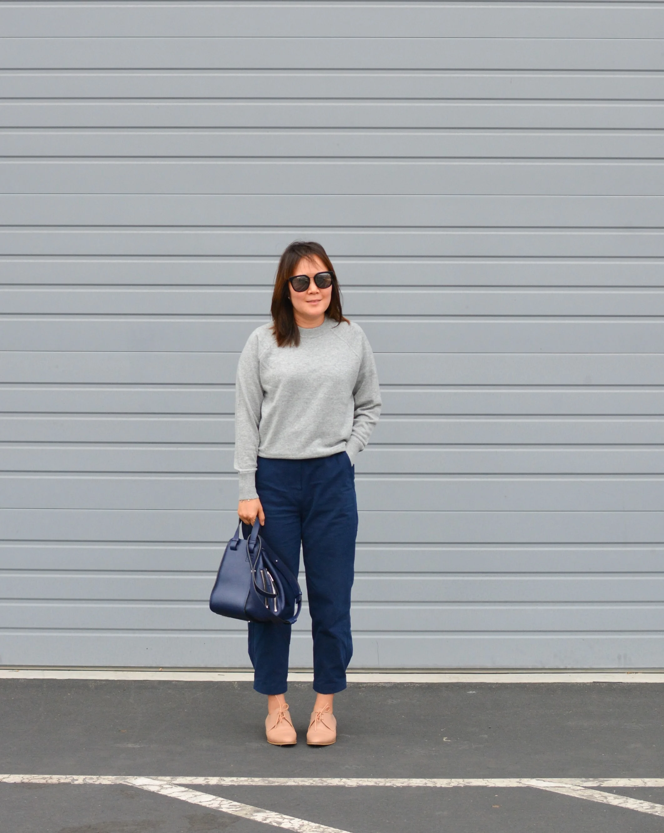 Everlane Review The Cashmere Sweatshirt (2 of 3)-min.jpg