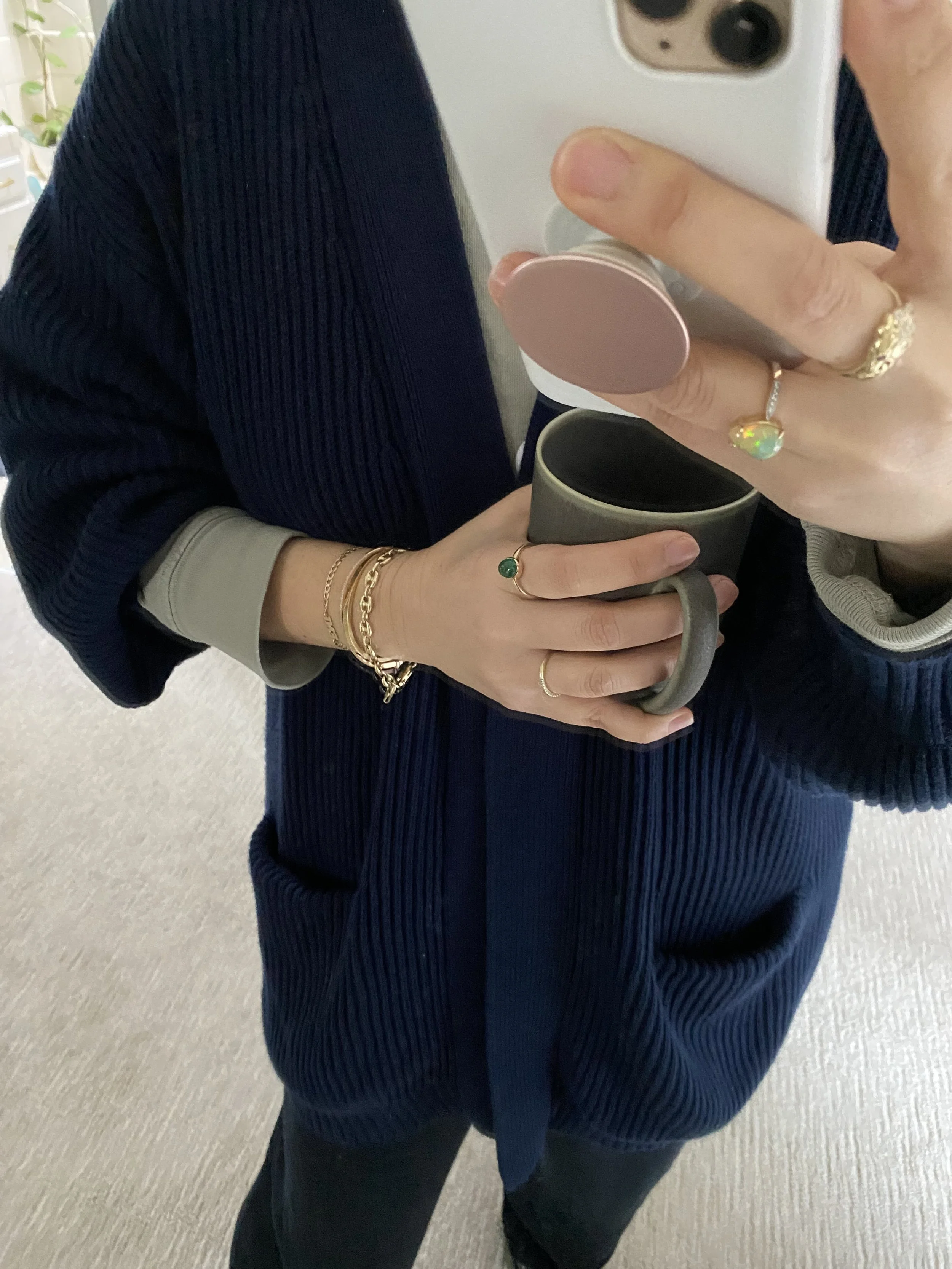 Quince Sweater Review: Cashmere, Cardigan, Alpaca, and Wool {Updated  February 2024} — Fairly Curated