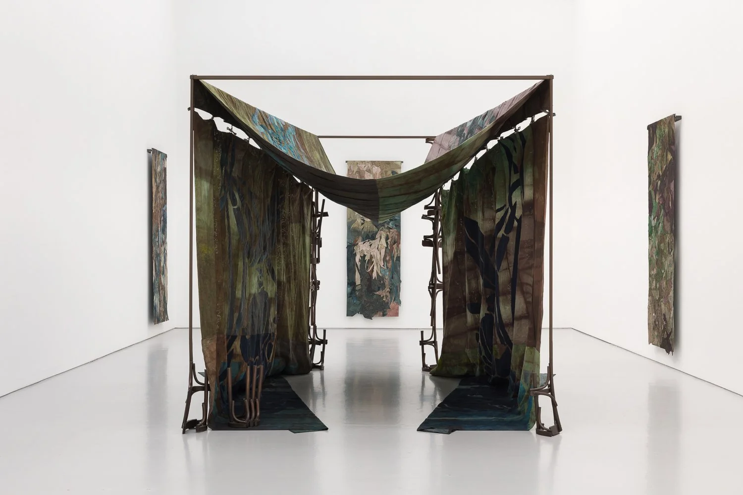  Nour Jaouda, Spike Island 