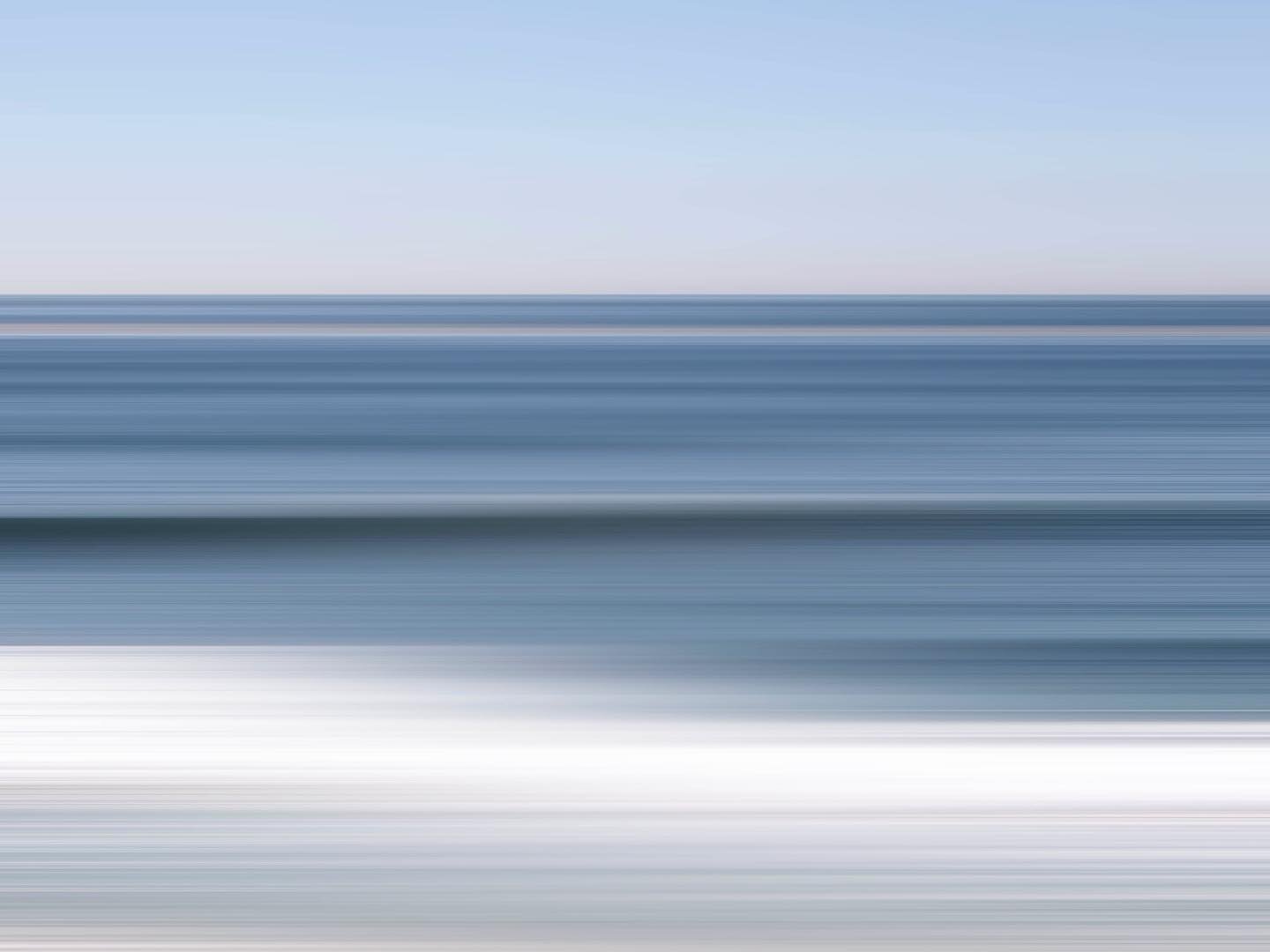 United 5

70x100 Edition 5
100x1400 Edition 3
archival pigment print on Canson Infinity - Rag Photographique 210

#interiordesign #fineartphotography #nature #blue #bigformat #ocean #photography #saachigallery @saatchiart #saachiart