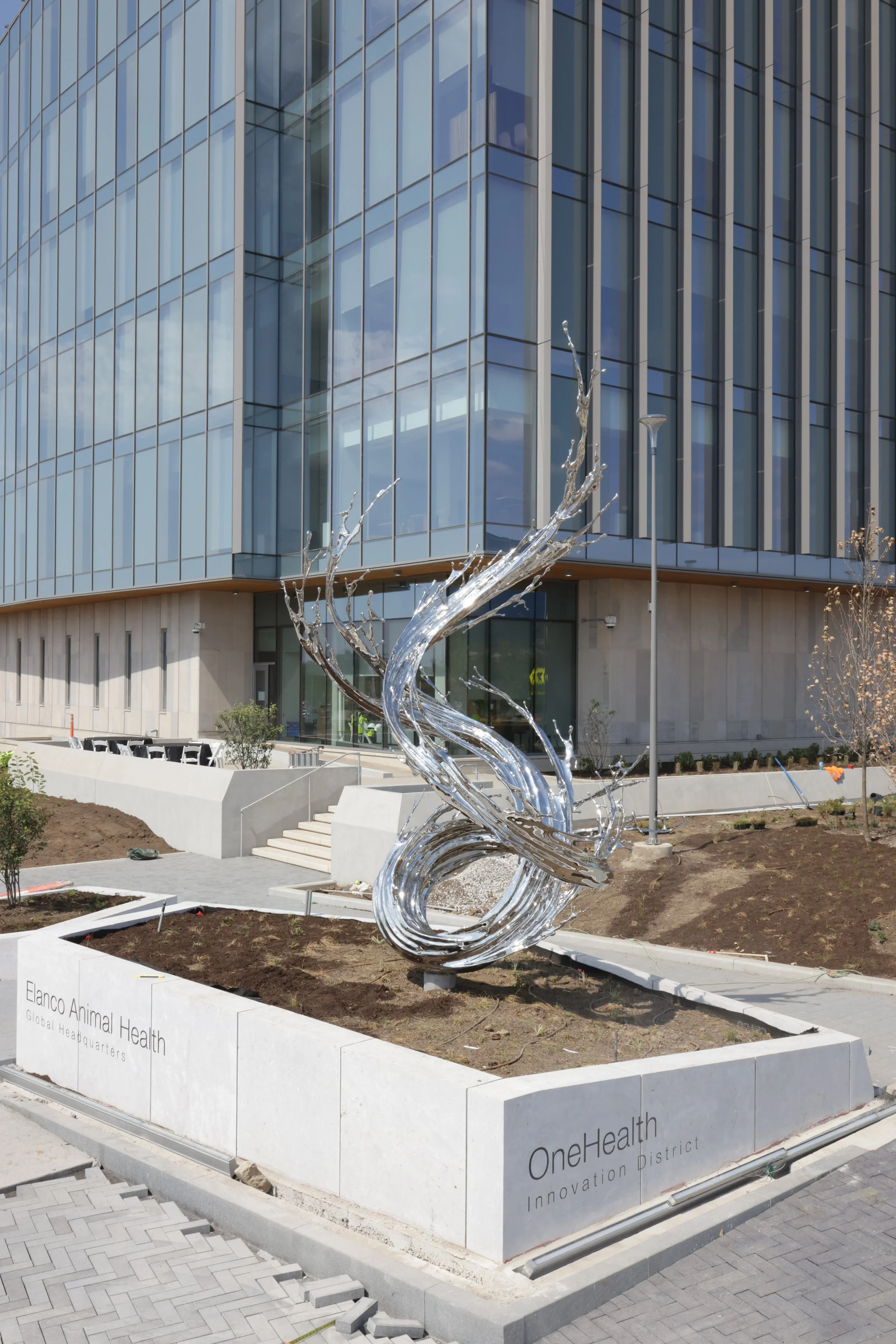   Zheng Lu&nbsp; (Chinese, b.&nbsp;1978)  Water in Dripping, River,  2025 Stainless steel 18.4 x 11.5 x 9.2 feet (560 x 350 x 280 cm) 
