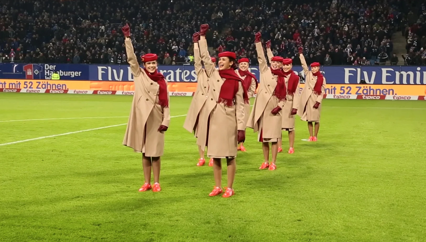 BENFICA Safety video by Emirates — o escritório