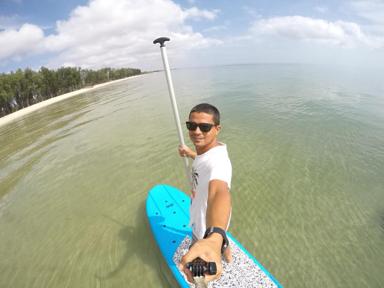 Surfing & Paddleboarding