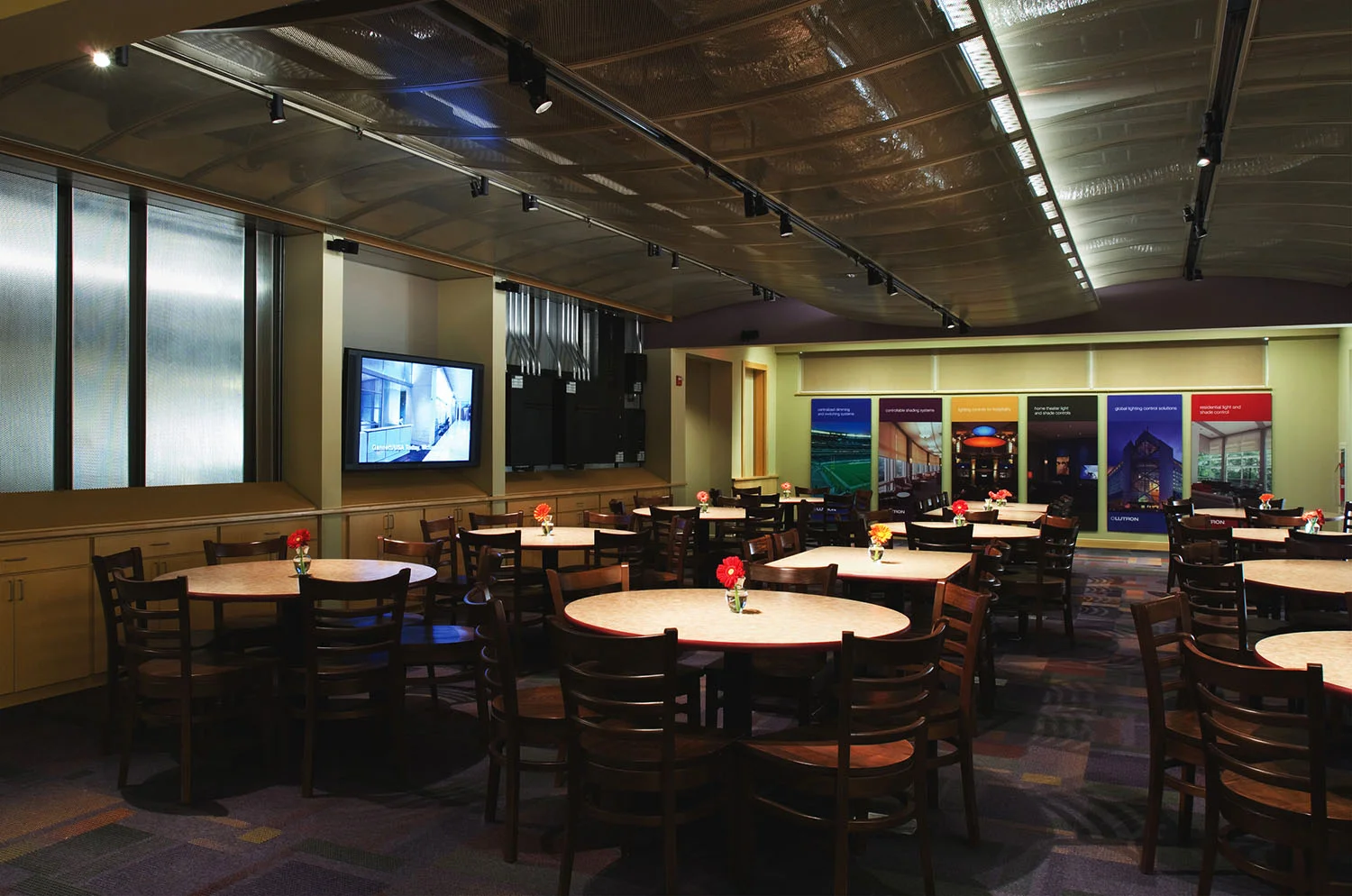 CBExpCtrBistro-hi1500.jpg