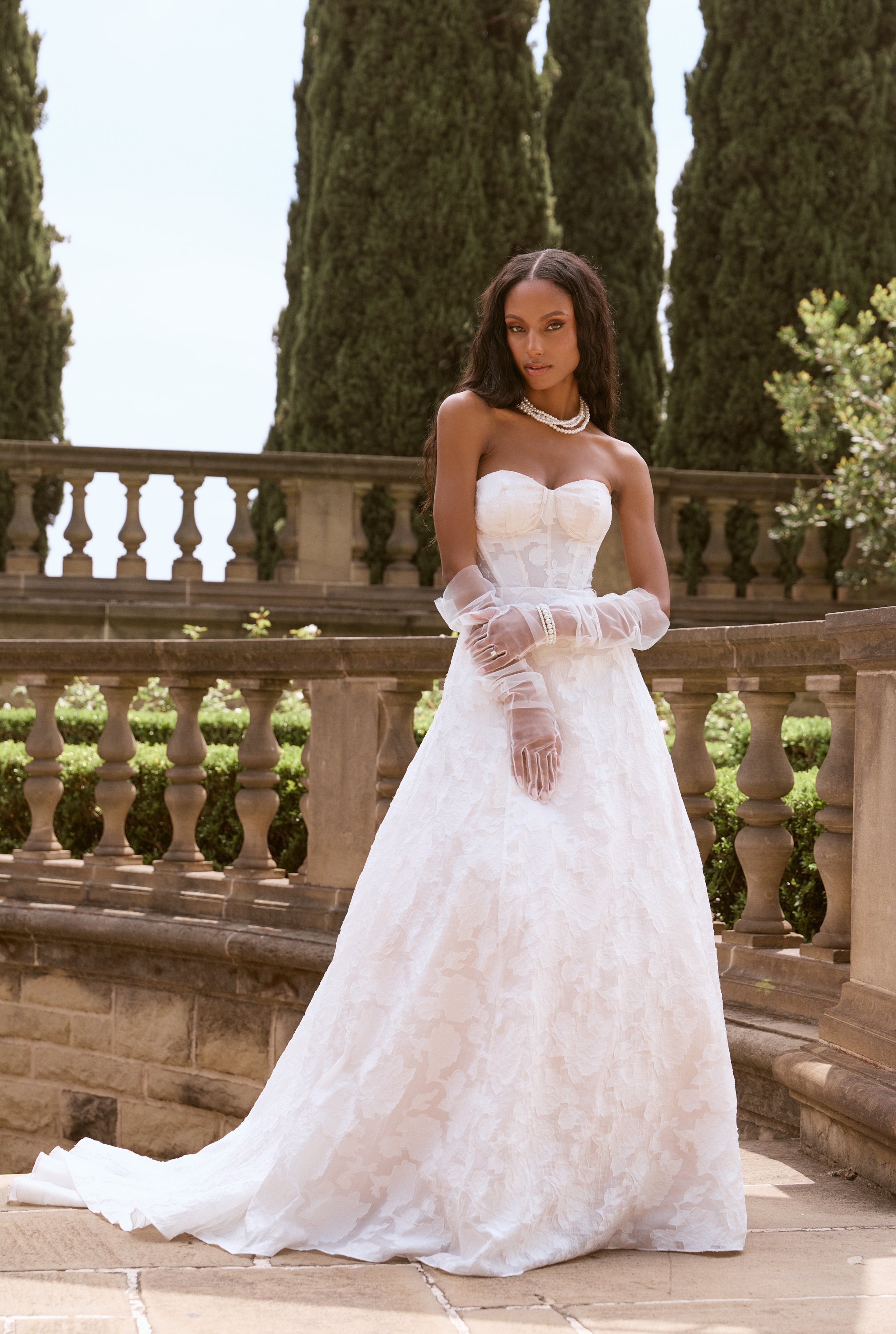 azazie_laurenalexandra_bridal_2 11.jpg