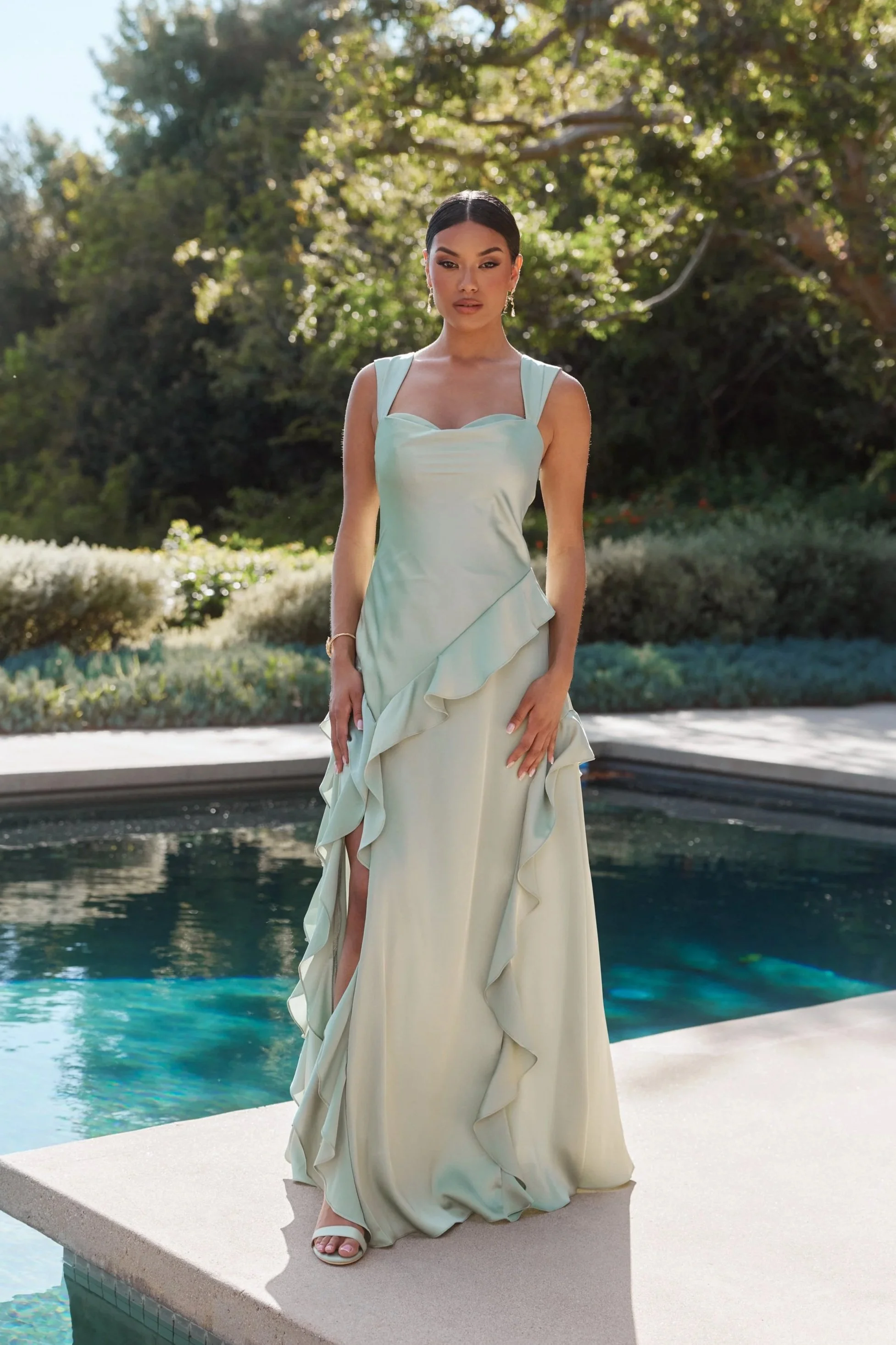 editorial-fashion-guest-of-wedding-dress-photography.jpg
