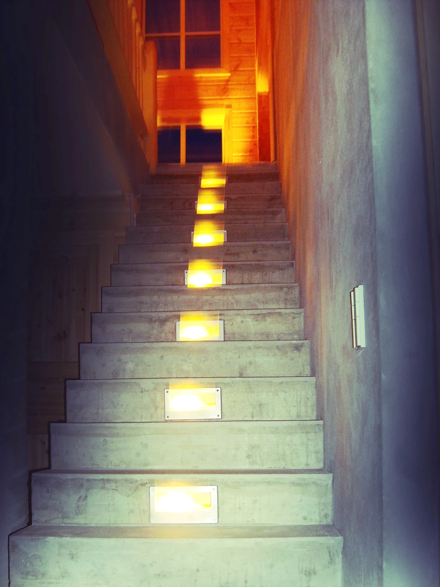 Adgang fra entré til 1. etage