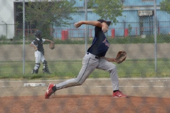 Tyler Whalen (Hamilton, Ont.), such a big Casey Janssen fan he has the Blue Jays closer’s picture as his screensaver, got the Futures Navy team off to a great start pitching four scoreless inning in a walk-off win over Atlantic Grey, the defending Tournament 12 champions
