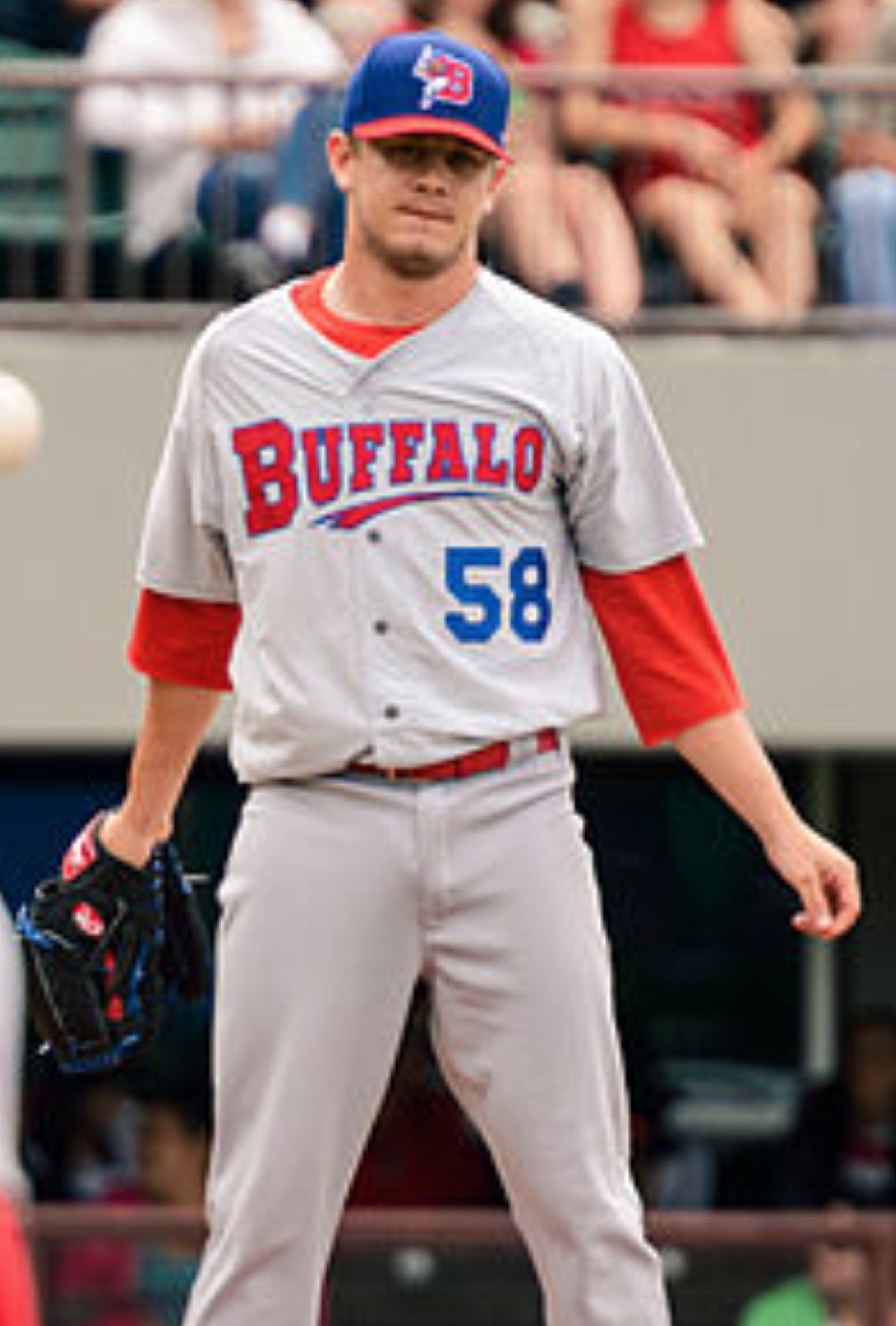 Jay Blue: Bisons score six-pack in 9th