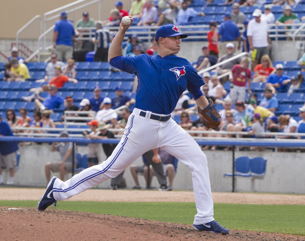 BLUE JAYS STARTER AARON SANCHEZ DELIVERS A PITCH DURING SPRING TRAINING ACTION . (John Lott/National Post)