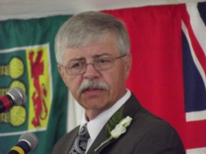 Bob Elliott speaks at the Canadian Baseball Hall of Fame in St. Mary's Ontario.