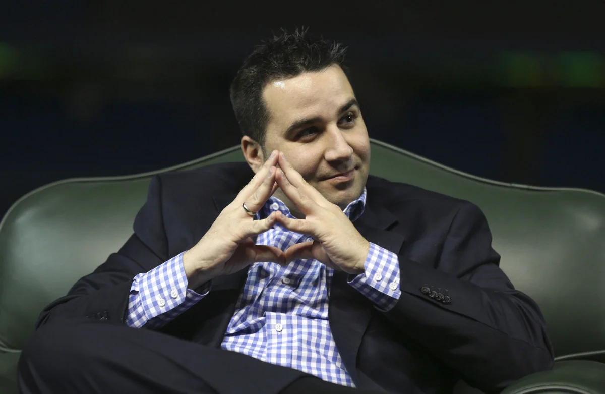 THE TORONTO FAN BASE IS COUNTING ON GM ALEX ANTHOPOULOS TO SAVE THE BLUE JAYS SEASON. BUT, AS SECTION 108 EXPLAINS, IT MAY BE TOO LATE TO ACQUIRE AN ACE. (PHOTO: RICHARD LAUTENS/TORONTO STAR)