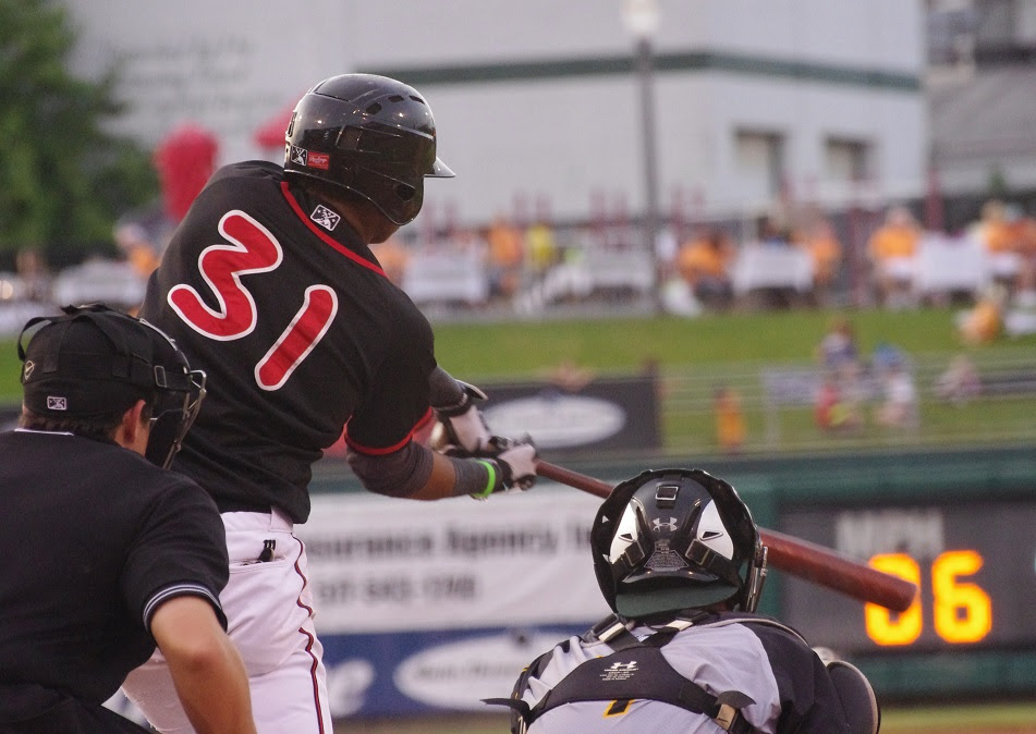 The Blue Jays gave up INF Dawel Lugo.to the Arizona Diamondbacks for INF Cliff Pennington.
