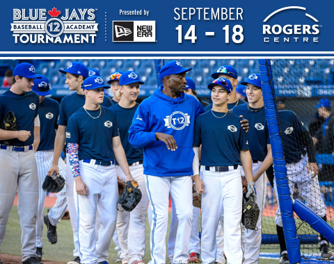 Former Blue Jays CF Lloyd Moseby passes on words of wisdom to players at last year's Tournament 12.